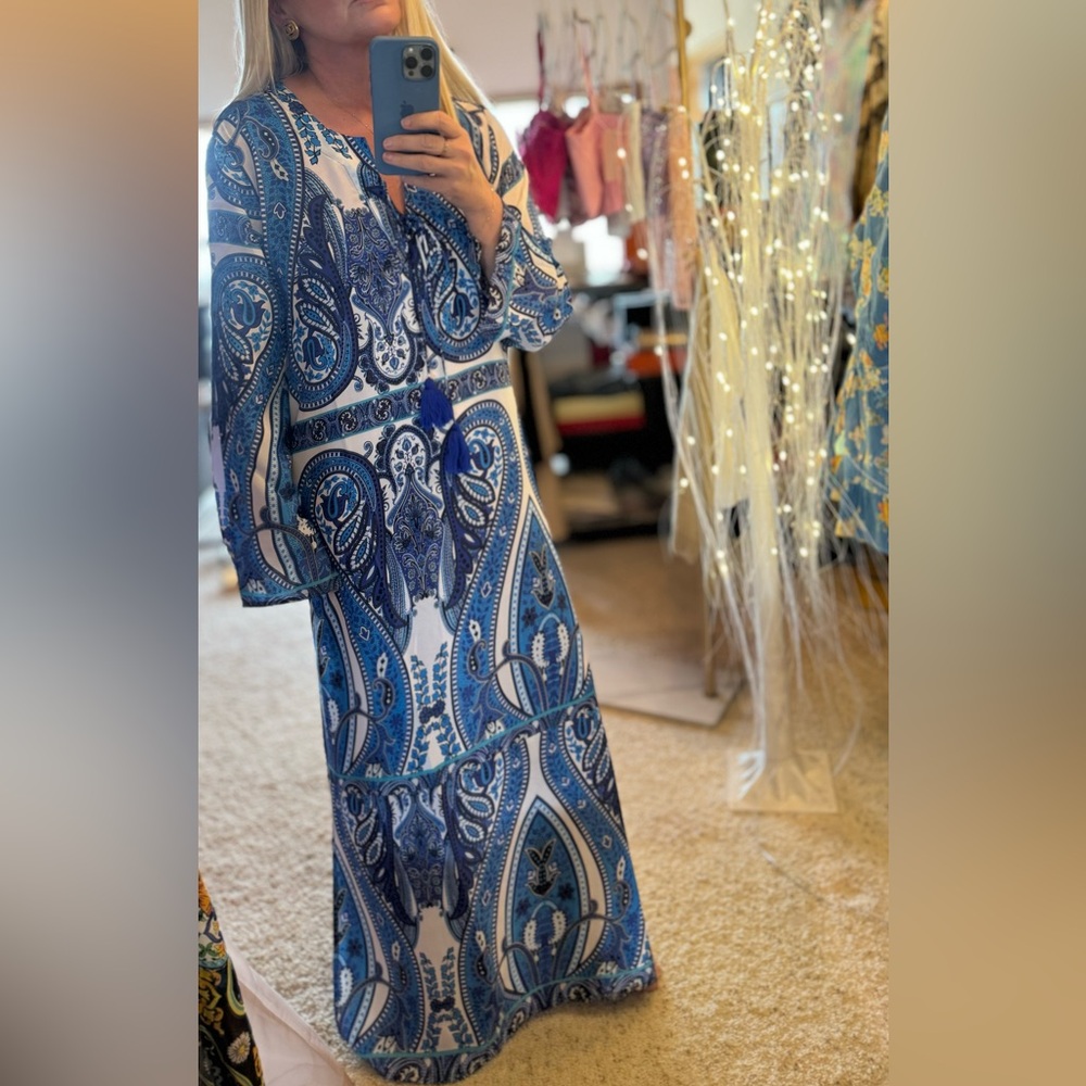 Bleu Baby Silk Maxi Dress In Mixed Media Designed In Italy - Picture 8 of 8
